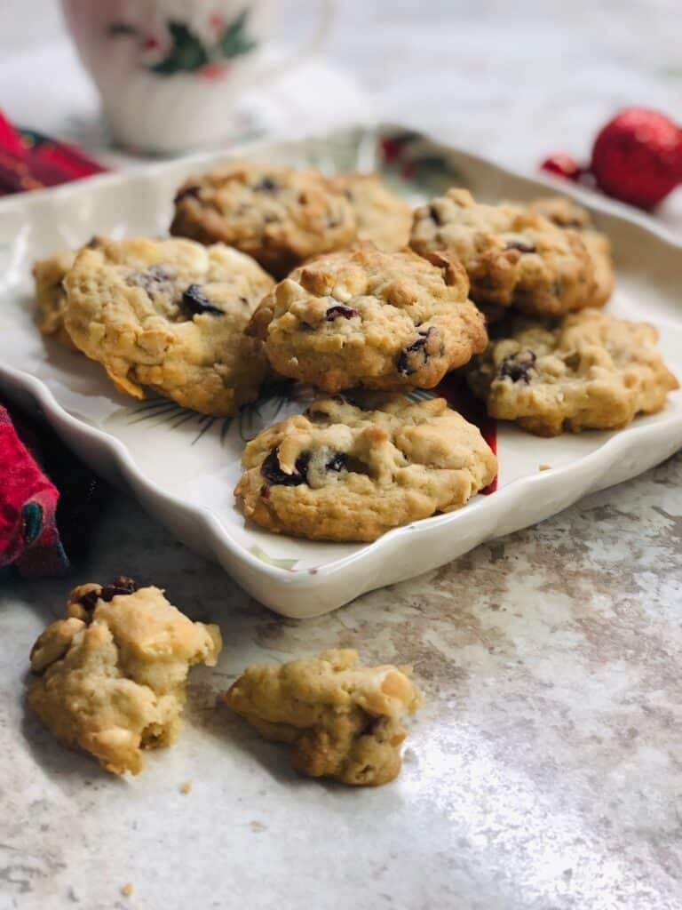 Plate of delicious cookies